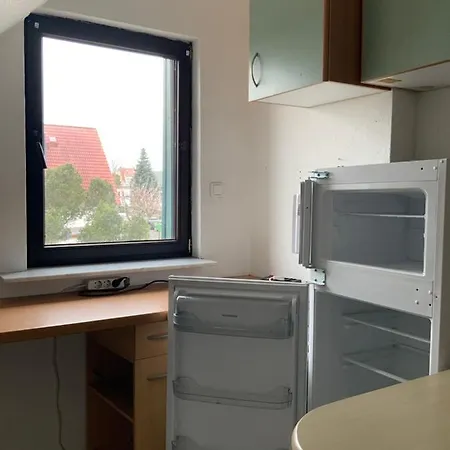 Ferien/ Monteurzimmer Mit Gemeinsam Wozi, Kue, Bad, Wlan Magdebourg Extérieur photo