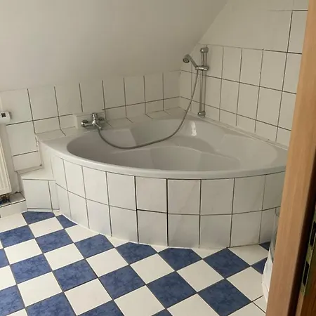 Ferien/ Monteurzimmer Mit Gemeinsam Wozi, Kue, Bad, Wlan Magdebourg Extérieur photo