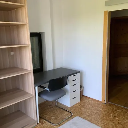 Ferien/ Monteurzimmer Mit Gemeinsam Wozi, Kue, Bad, Wlan Magdebourg Extérieur photo