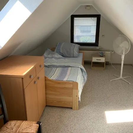 Ferien/ Monteurzimmer Mit Gemeinsam Wozi, Kue, Bad, Wlan Magdebourg Extérieur photo