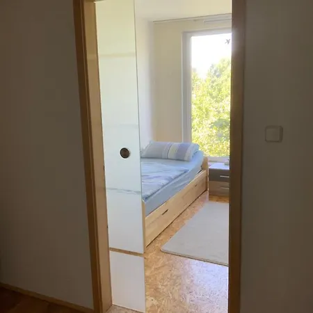 Ferien/ Monteurzimmer Mit Gemeinsam Wozi, Kue, Bad, Wlan Magdebourg Extérieur photo