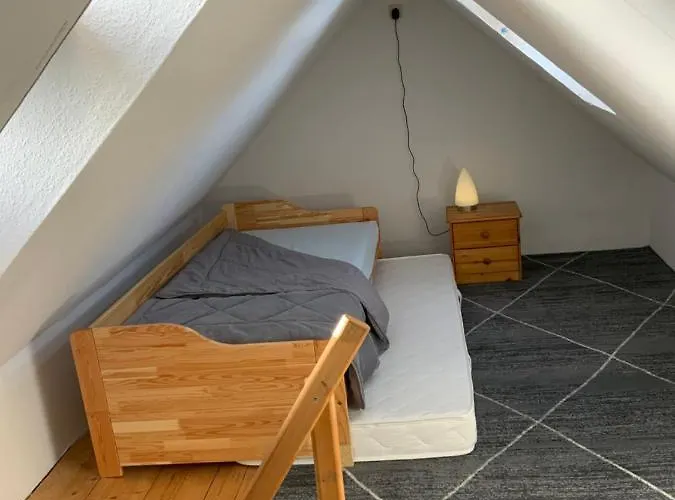 Ferien/ Monteurzimmer Mit Gemeinsam Wozi, Kue, Bad, Wlan