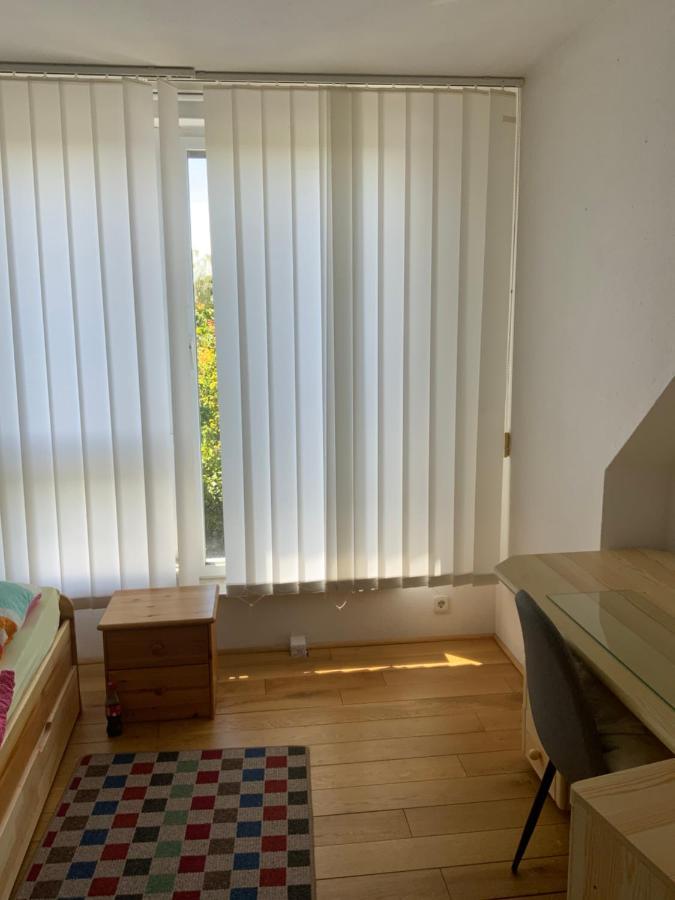 Séjour chez l'habitant Ferien/ Monteurzimmer Mit Gemeinsam Wozi, Kue, Bad, Wlan