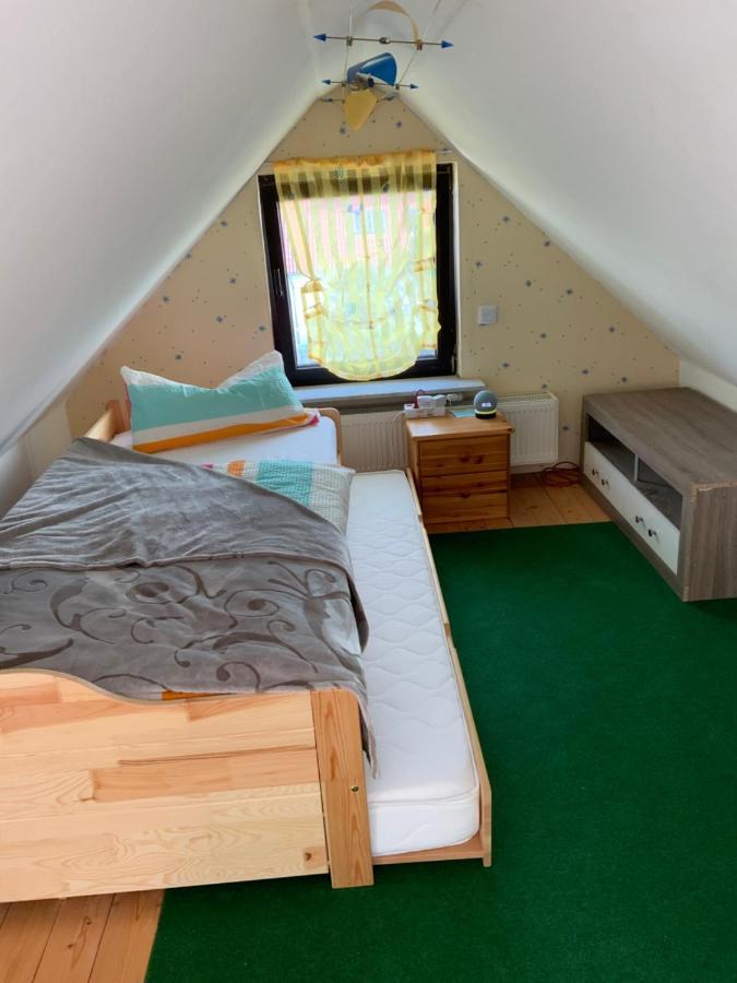 Ferien/ Monteurzimmer Mit Gemeinsam Wozi, Kue, Bad, Wlan Séjour chez l'habitant